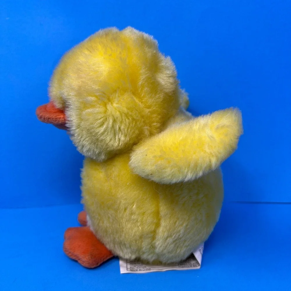 1999 Gemmy Singing Duckling Plush 6in‎ Yellow Electronic Musical Toy Duck